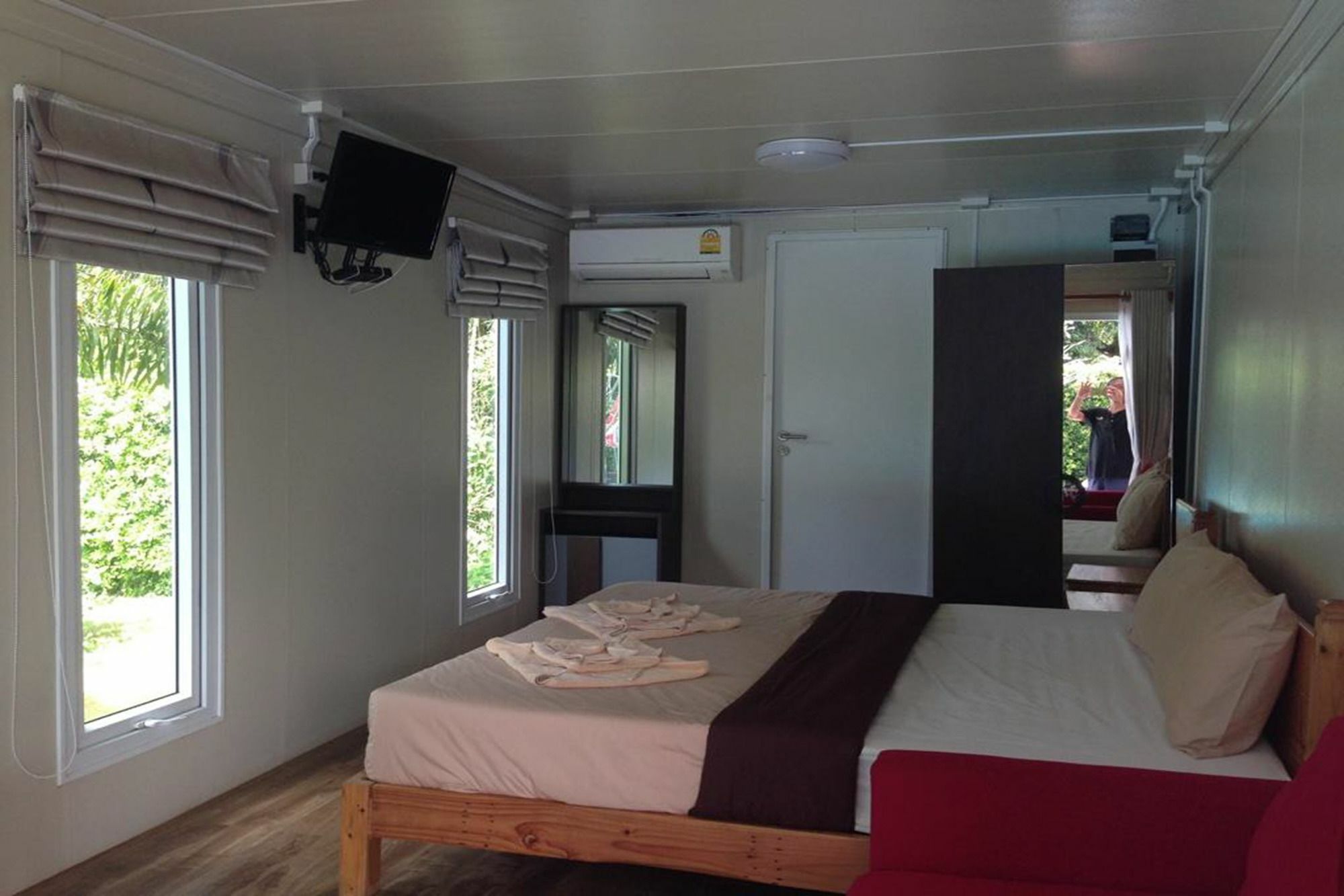 Hotel Check In And Chill Out Ban Laem Sok Exteriér fotografie