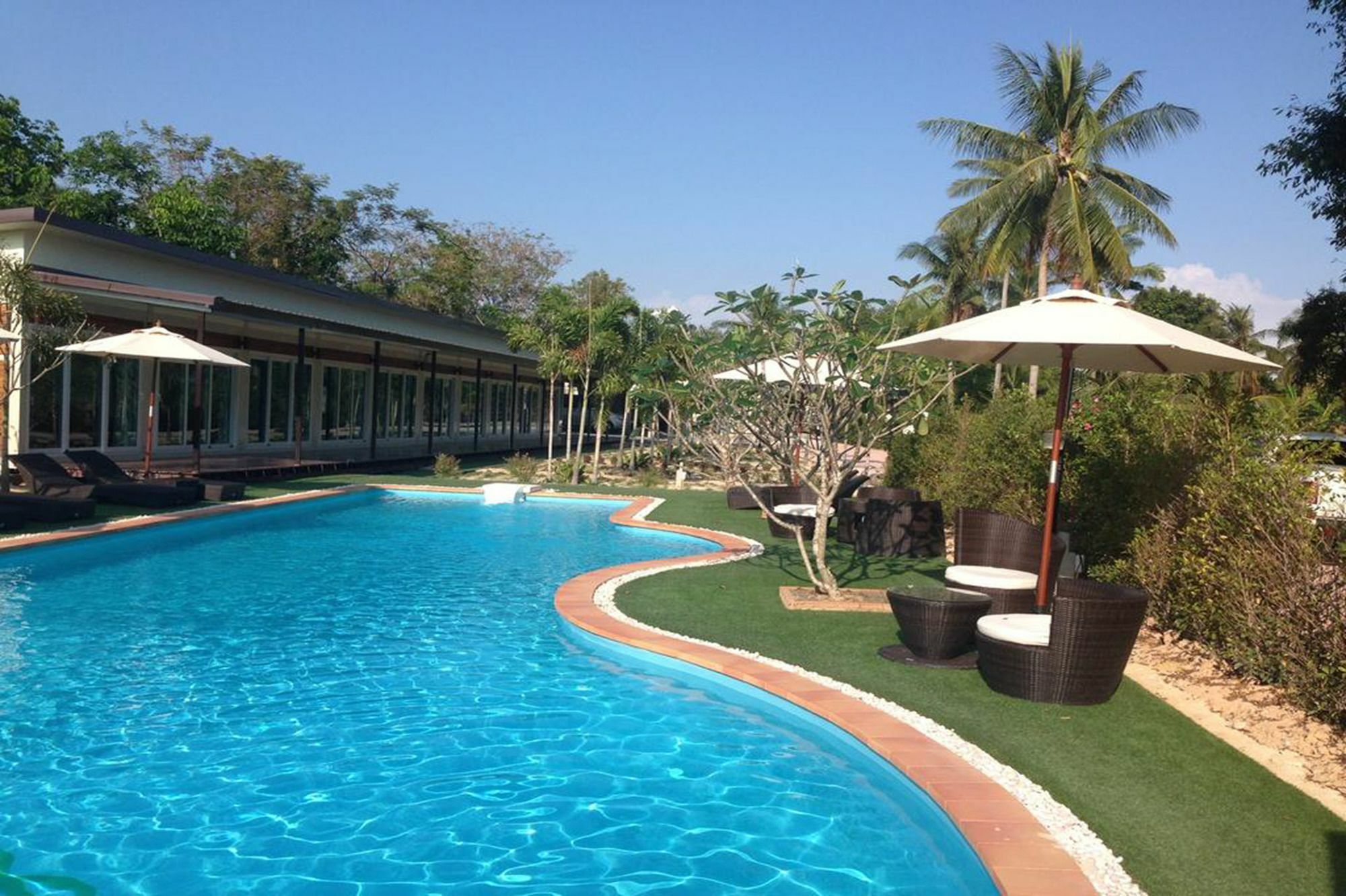 Hotel Check In And Chill Out Ban Laem Sok Exteriér fotografie